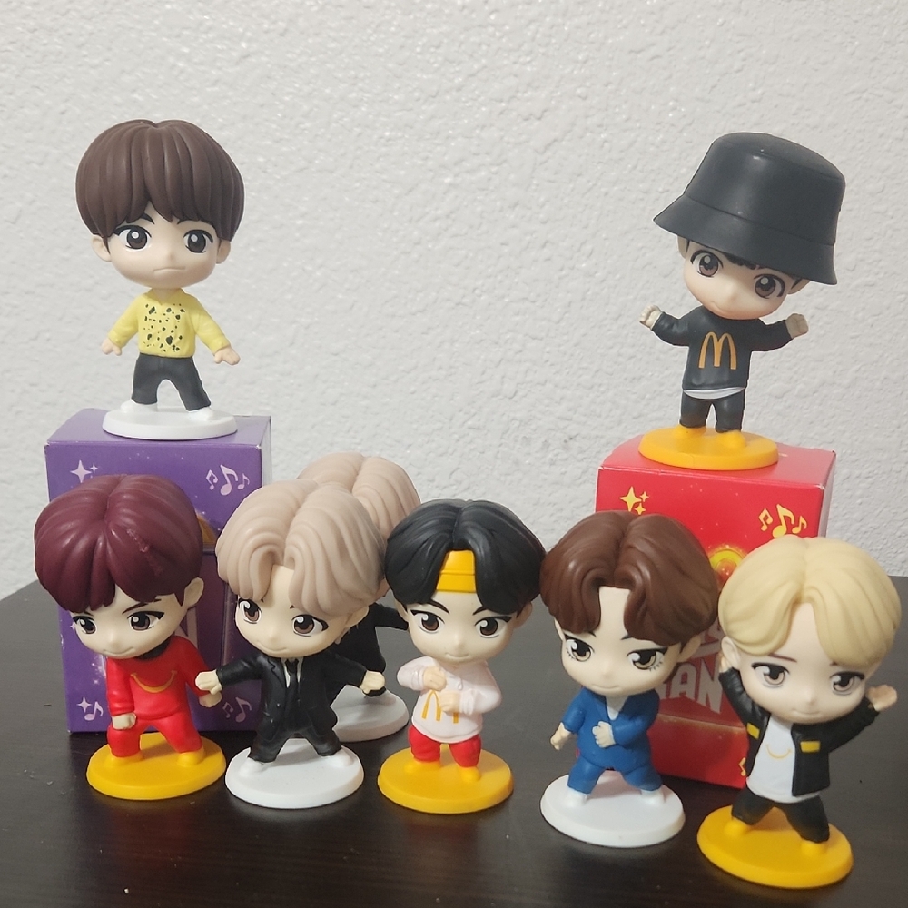 BTS Tiny Tan Figurine Lot